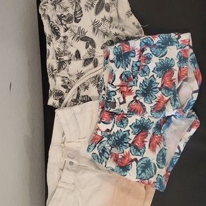 Girls printed shorts